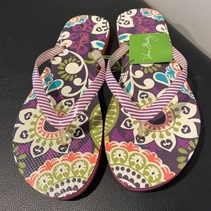 Vera Bradley plum crazy flip flops size M